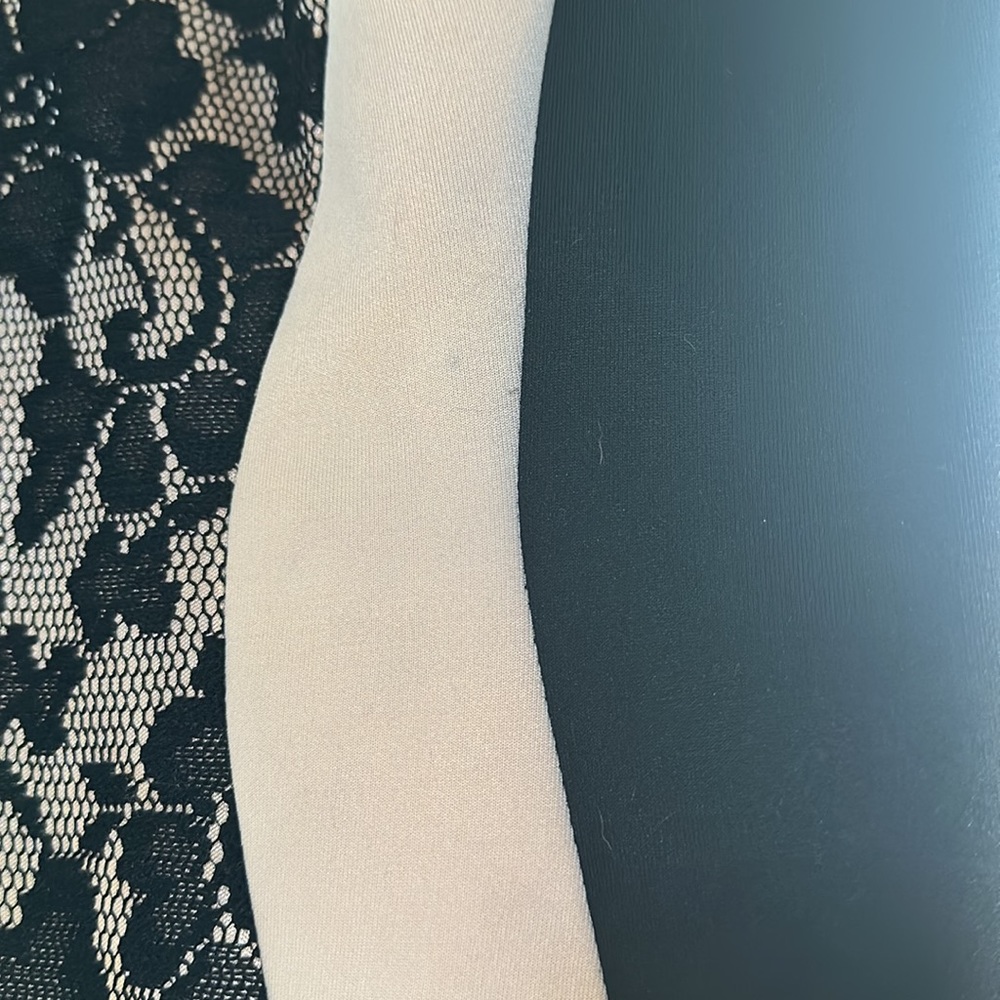 Black Lace and Rose Gold - Picture 7 of 7